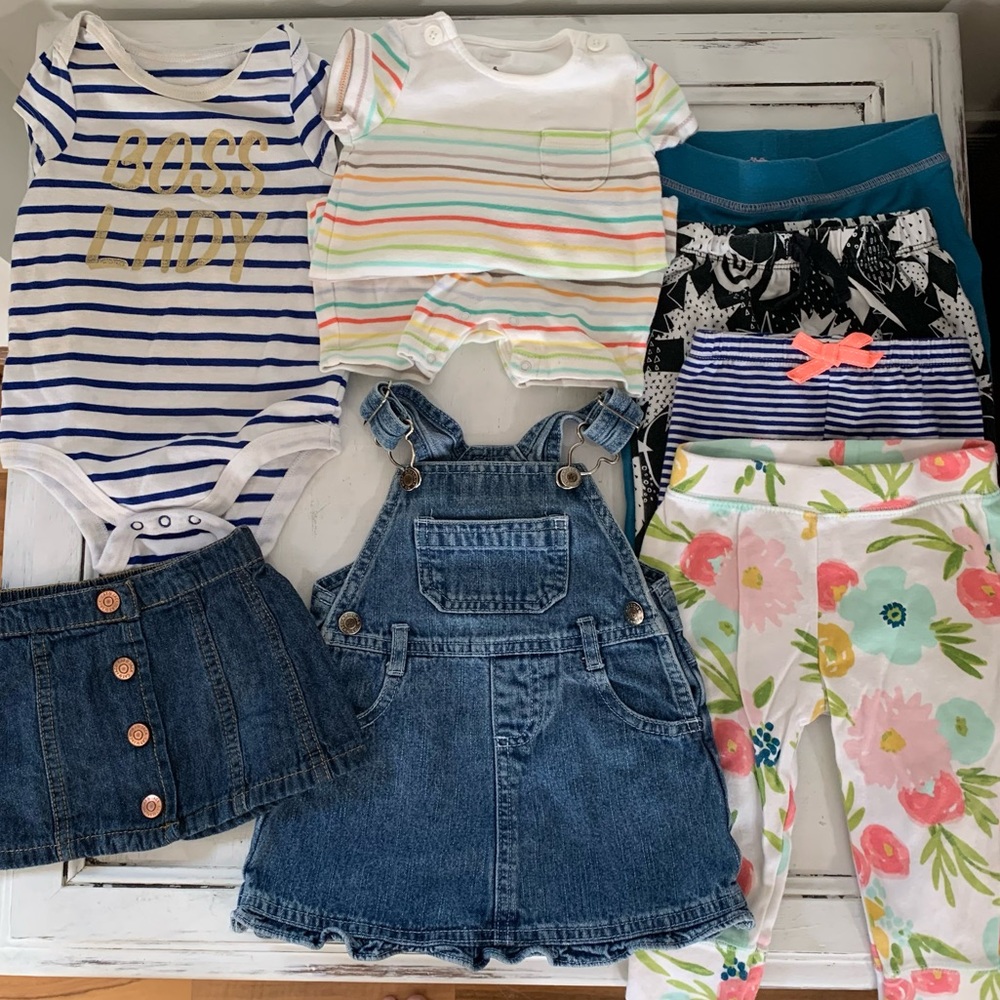 28 Pieces Baby Girl Clothes 6-12 Months - Picture 1 of 3